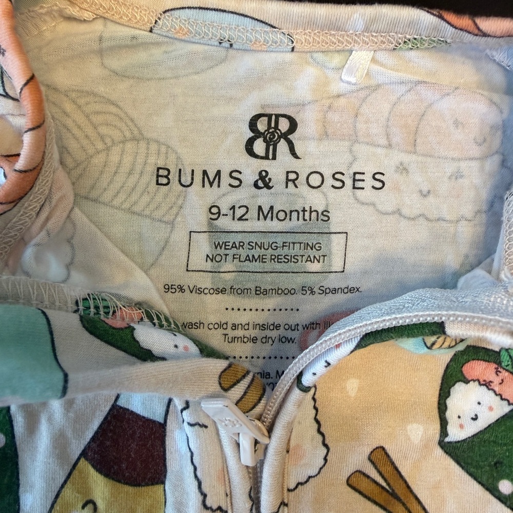 Bums and Roses convertible sleeper - Picture 2 of 2